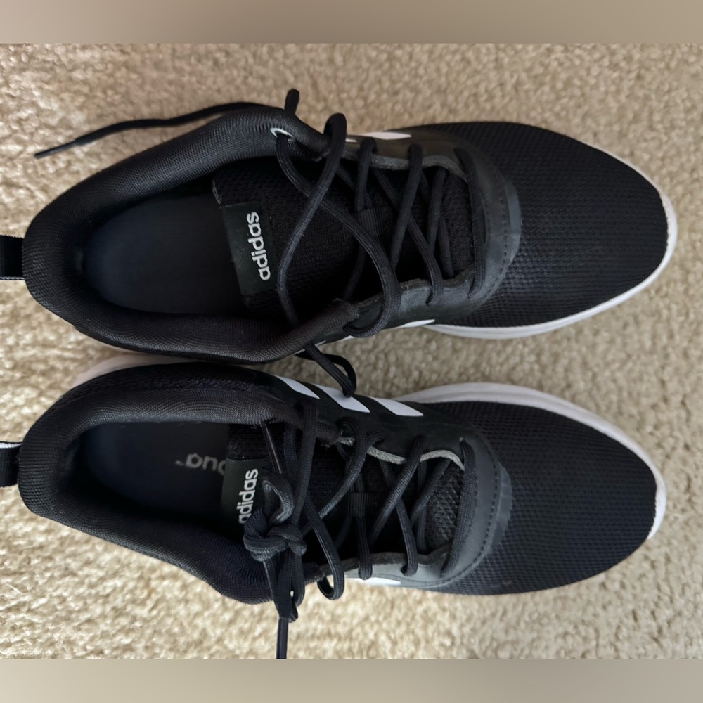 Adidas women’s sneaker